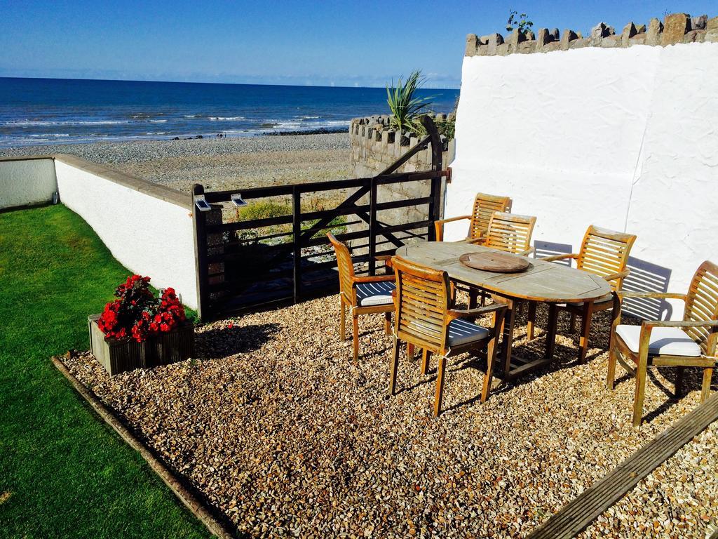 Superb Cintra Beachside Apartments Ландъндо Стая снимка